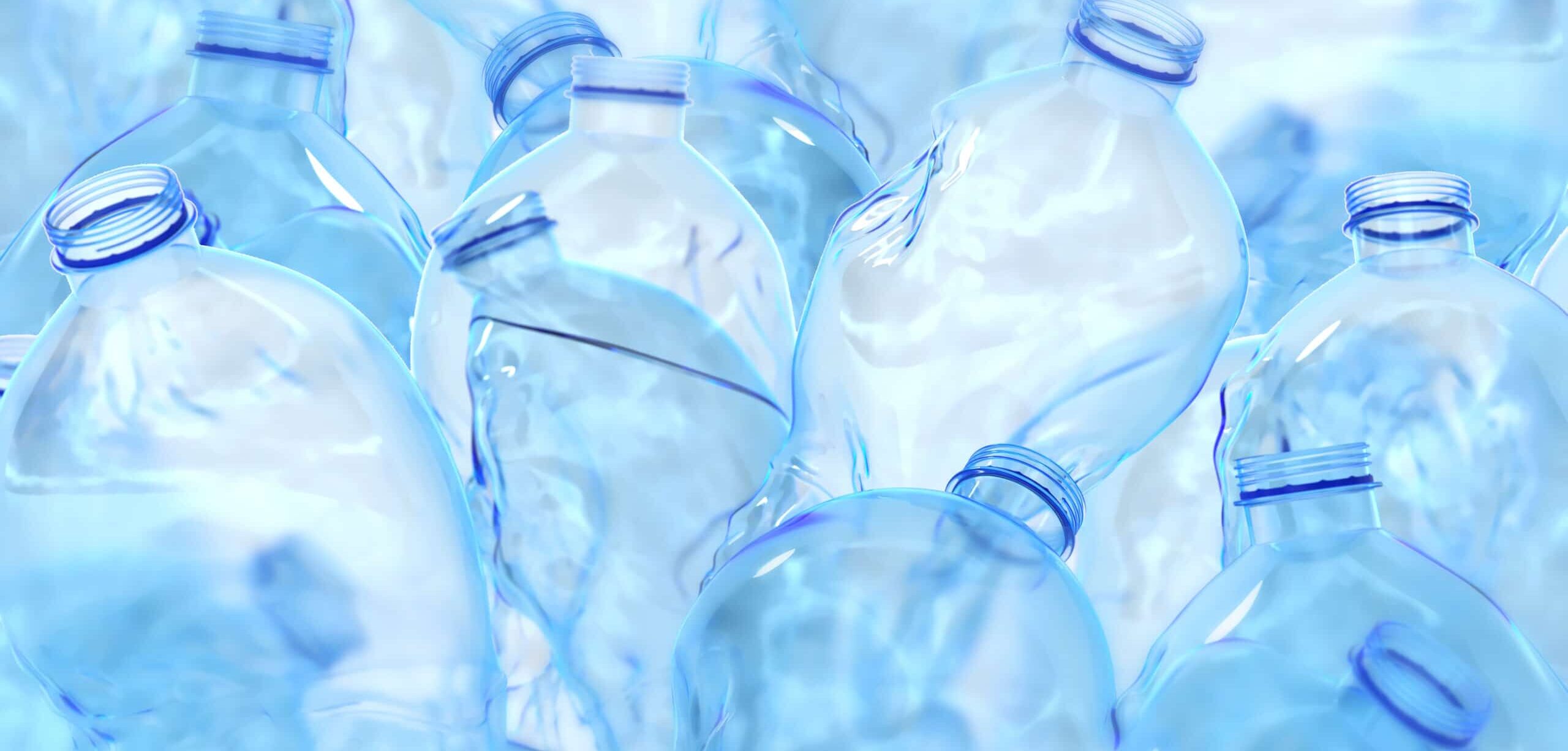 Plastflasker til resirkulering.
